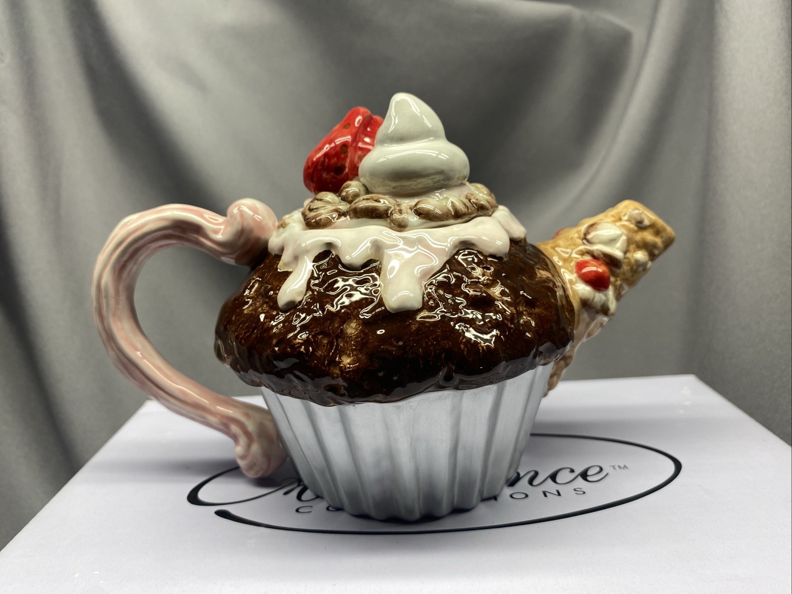 AMBIANCE COLLECTIONS "Cupcake" Hand Painted Teapot Original Box