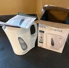Daewoo Plastic White Kettle 1.7 Litre ex display