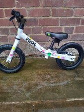 Frog Tadpole balance bike - spotty