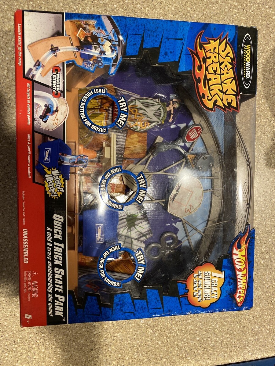 ホットウィール　スケートフリークス　クイックトリックスケートパーク 2006 Hot Wheels Skate Freaks Trick Park New In Package | eBay