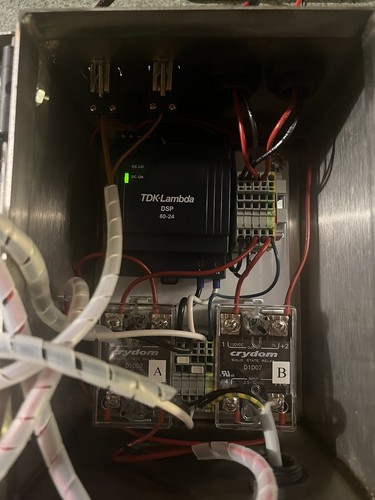 Heater control box Stainless Steel enclosure 2- Omron E5CC-QX3A5M 000 8 X 7 X 6 - Picture 7 of 14