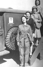 WW2 Picture Photo nurses retro vintage 6140