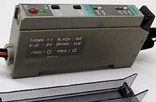 Sunx Panasonic FX-7 Slim Body Auto Sensitivity Fiber Optic Photoelectric Sensor