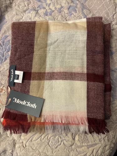 modcloth plaid blanket scarf shawl wraps fringe NWT 100% acrylic