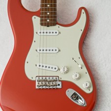 Fender FSR Made in Japan Stratocaster tradizionale anni 60 Fiesta rossa S/N JD25003006