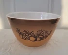 Vintage Pyrex 401 Old Orchard Brown Fruit 1.5 Pint Small Mixing Bowl