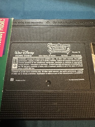 Disney Sing Along Songs VHS lot 3: 12 days of Christmas - Lion King - Snow White - Picture 7 of 7