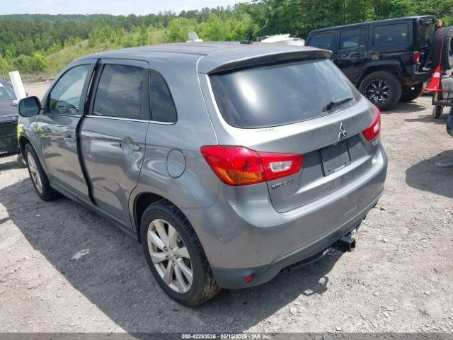 Used Rear Right Door Assembly Rear Side fits: 2013 Mitsubishi Outlander sport Re - Изображение 4 из 4