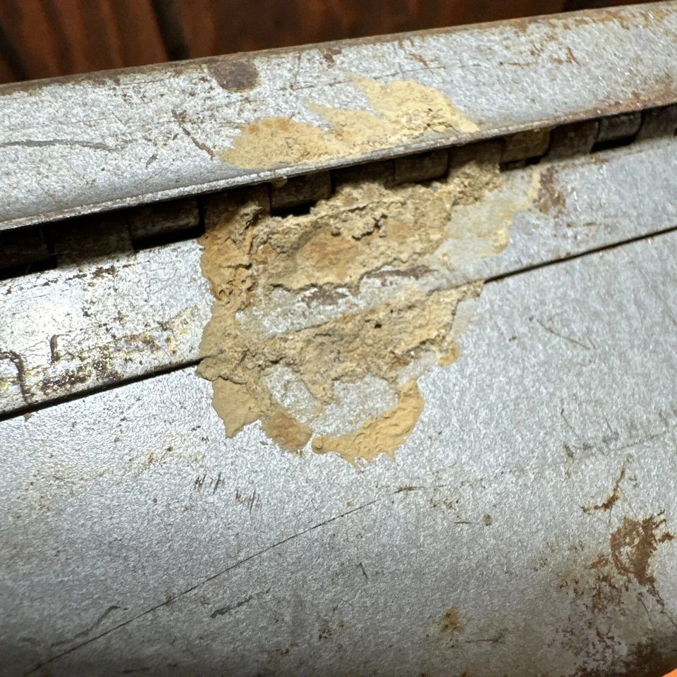 Old Metal First Aid Kit Scott Glass Case Davis Products Silver Patina Rusty Vtg - Image 4 of 4