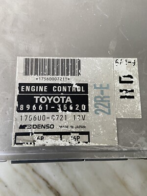 1991-1992 Toyota Pickup Truck Engine Control Module ECU 89661