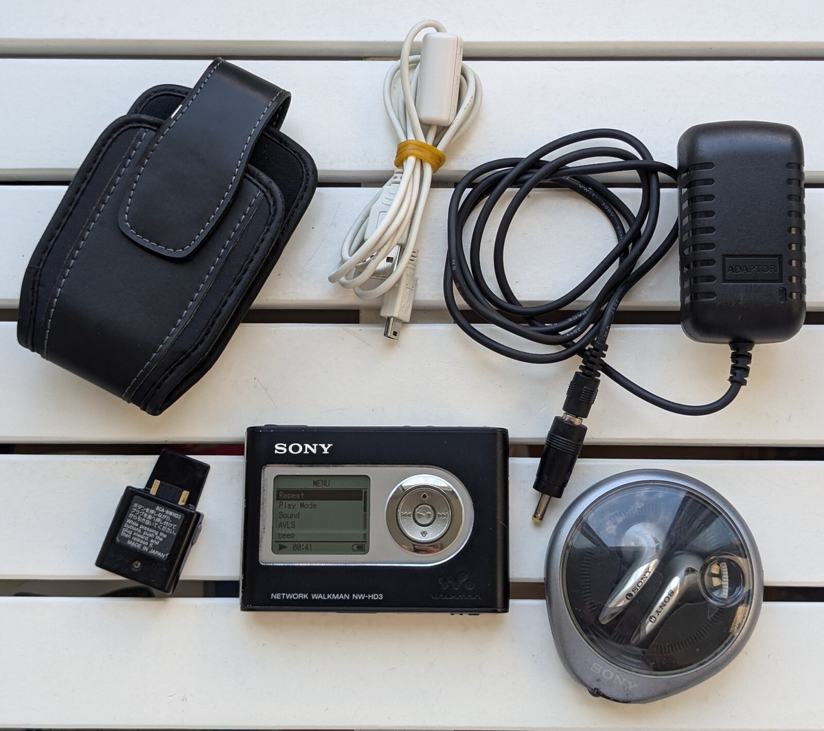 Sony Network Walkman - 20GB Digital MP3 Player - Black NW Sony Network Walkman - 20GB Digital MP3 Player - Black NW