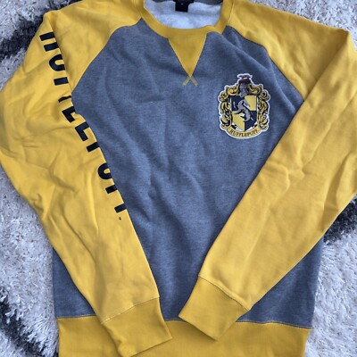 Universal Studios Wizarding World Harry Potter Hufflepuff Sweatshirt Sz  Medium