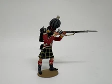 Private Firing  Highland Infantry 1815 Napoleonic Wars British Army/ Tradition