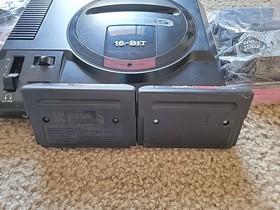 Original OEM Sega Genesis System Model 1 Console Complete w/ Sonic Bundle Tested