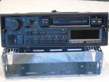 Ancien auto radio Blaupunkt Melbourne SQR39 très bel état NON TESTE
