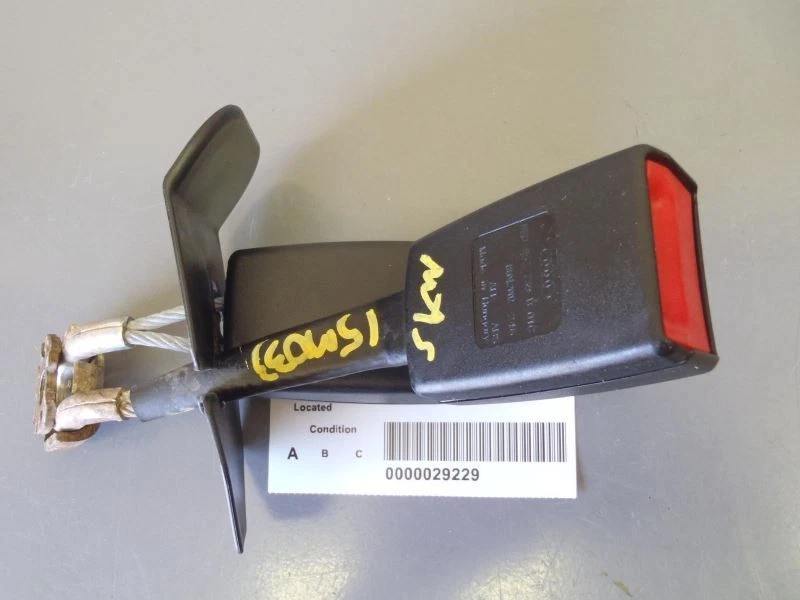 Hebilla del cinturón de seguridad trasero 8E0-857-739-B-01C para Audi A4 51264 2002-2003 Foto 2 de 4