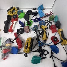 Lot Beyblade Bay Blades-Launchers Rip Cords