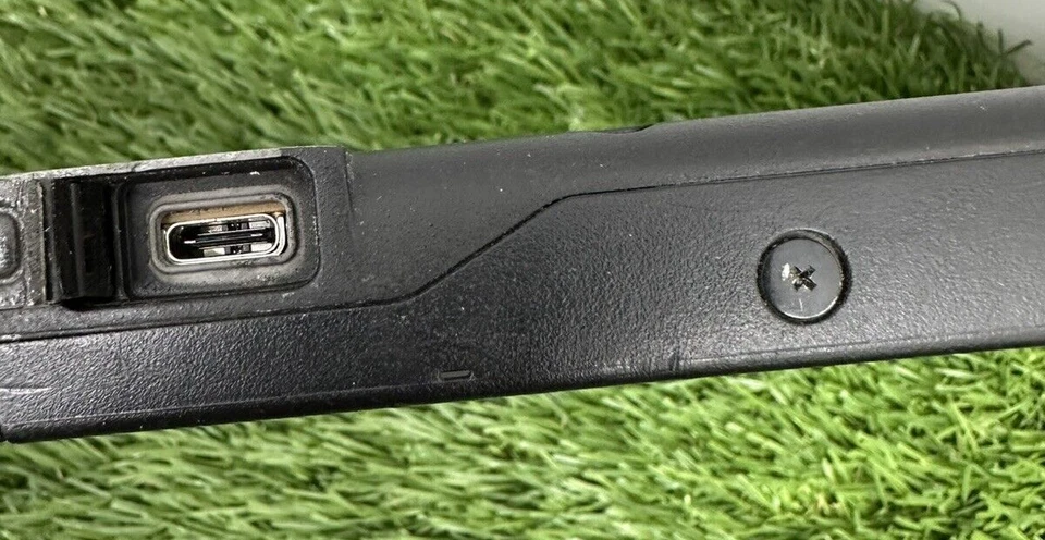 Panasonic Toughpad FZ-B2D(MK2) Intel Atom X5-Z8550@1.44Ghz.2GB. 32GB ROM. And6.0 - Image 4 of 4