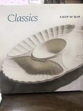 Signature Housewares Incorporated, Classics 13' Diameter  chip and dip server