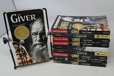 Guided Reading lot of 10 The Giver by Lois Lowry Paperback Books