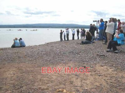 FOTO DELFINBEOBACHTER AM CHANONRY POINT EIN TIEFER KANAL NAHE DEM PUNKT BRIN