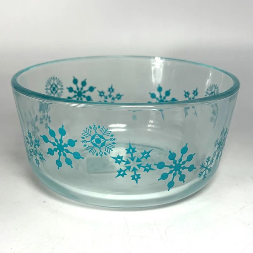 Pyrex Blue Snowflakes Bowl Dish 4 Cup Glass Storage Container - NO LID
