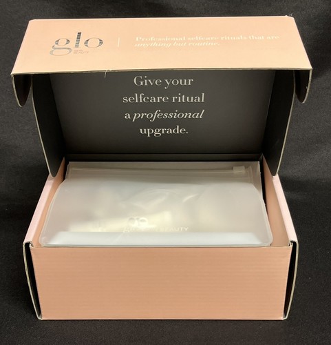 Glo Skin Beauty Retinol + C Smoothing Peel Level 1 Professional At-Home Peel - Picture 4 of 11