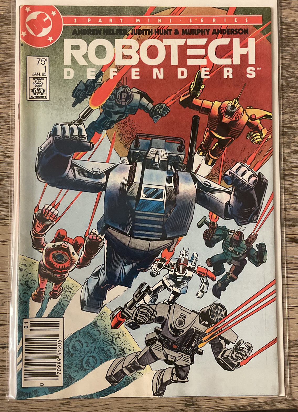 Robotech Mech Defender Robotech Defenders 1, key: 1st US appearance Robotech/Macross. FN, DC ...
