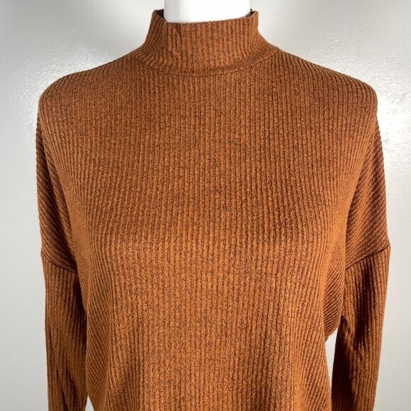 Garage Brown Tan Mock Neck Ribbed Soft Knit Long Sleeve Crop Pullover
