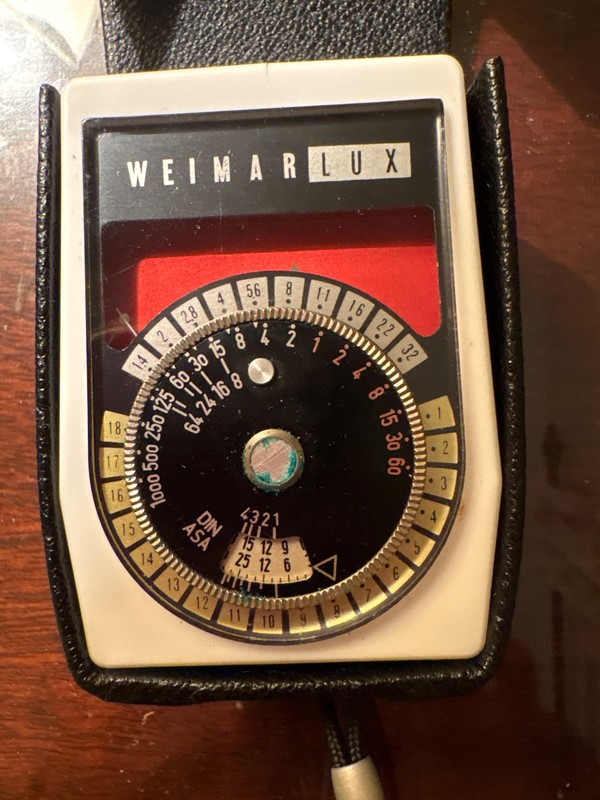 Vintage Weimar Lux light meter from East Germany (DDR) 1968, new in original box