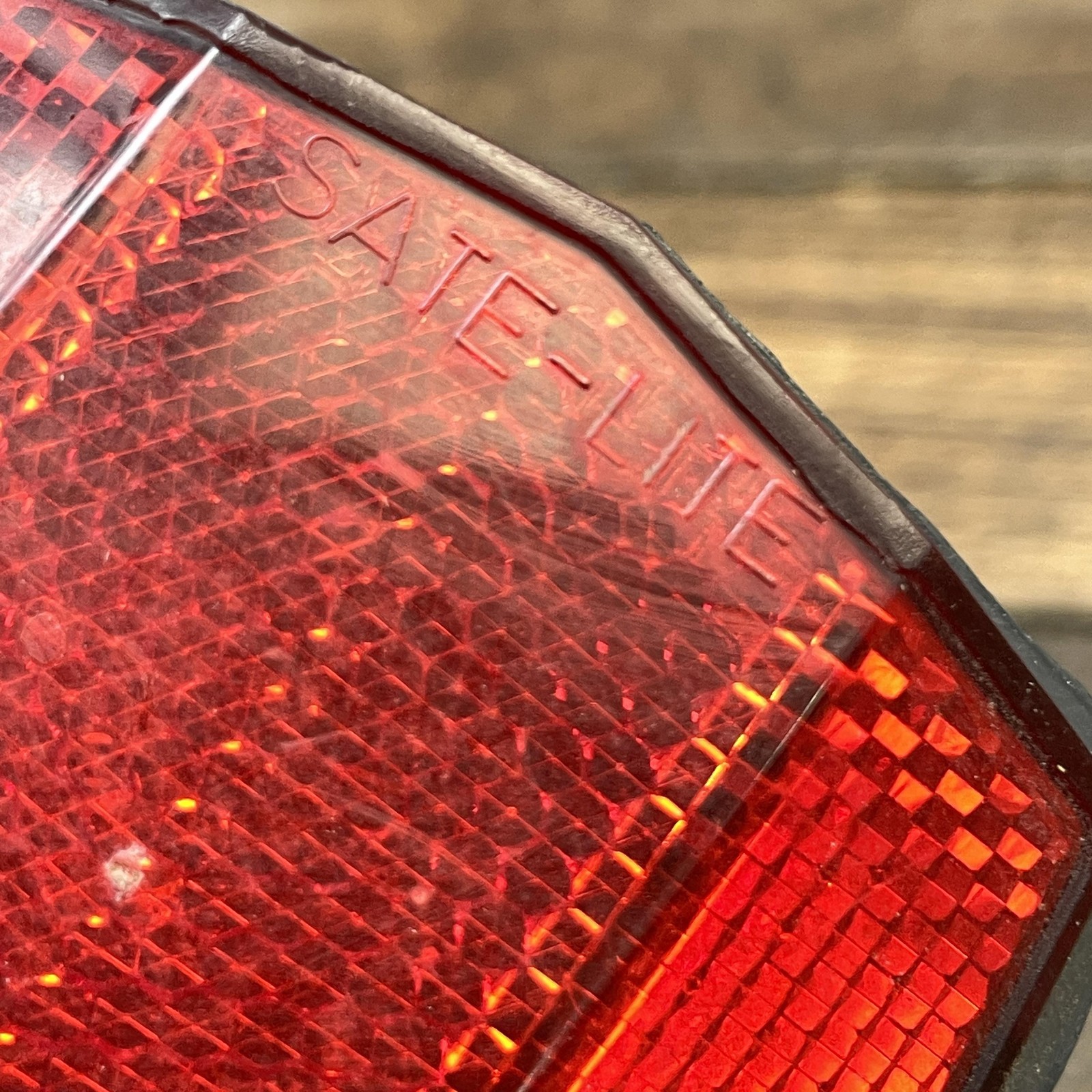 Vintage Sate-Lite Cat Eye B-10 Bicycle Reflector Set BS6102-2 Front Rear Alloy