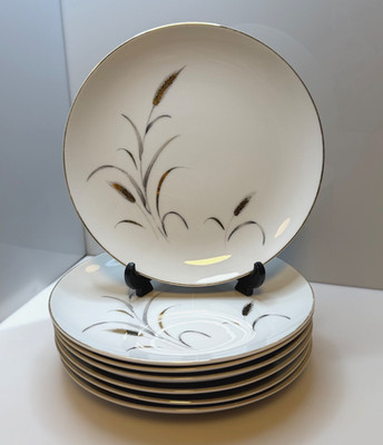 Set of 7 Vintage Eternal Harvest by CTSI 7 5/8'' Salad Plates - White Gold Silver