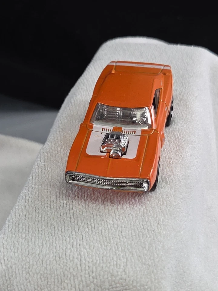 Hot Wheels 1970 Dodge Charger,diecast Car. Made 2010 Chrysler Group. - Image 2 of 4