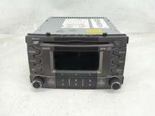 2010-2011 Kia Soul Am Fm Cd Player Radio Receiver W432D