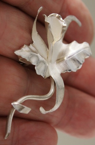 Antique Vintage 900 Silver Hand Made 3D Orchid Flower Brooch Pin 3.7 g.