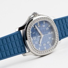 Patek Philippe Aquanaut Luce 5067A-022 'Ladies' Stainless Steel Blue Dial 7