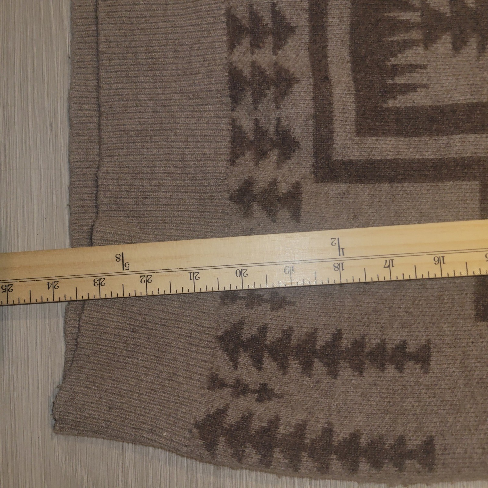 Pendleton Woolen Mills Crew Neck  lambswool Sweater aztec print L rare luxury image 7