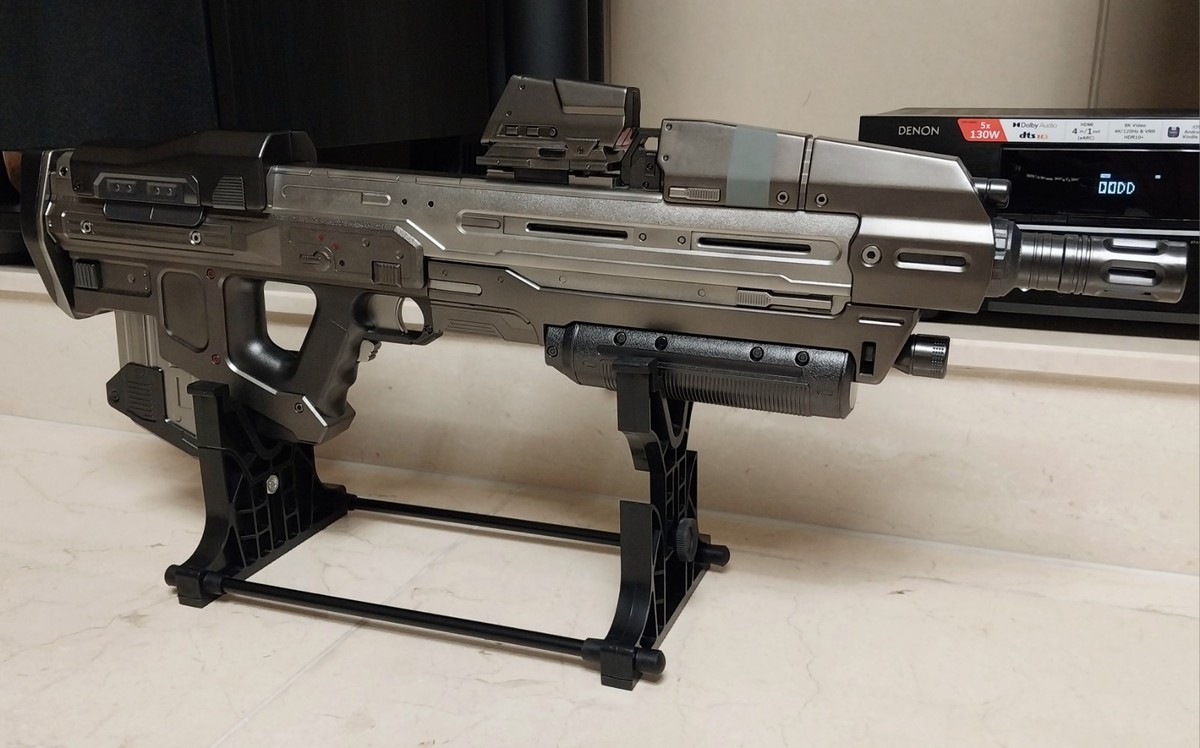 ナーフ　ヘイローMA40 コラボモデル Amazon.com: Nerf Halo MA40 Motorized Dart Blaster - Includes