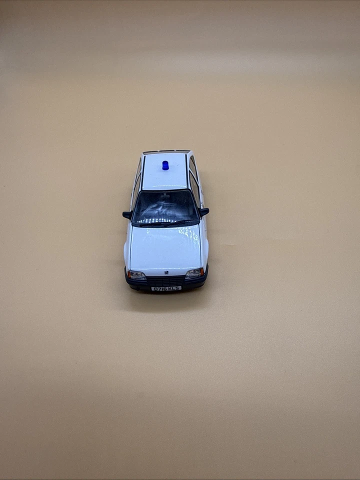 Corgi VA13201 Original Vauxhall Astra Mk11 Merit Central Scotland No Box - Image 4 of 4