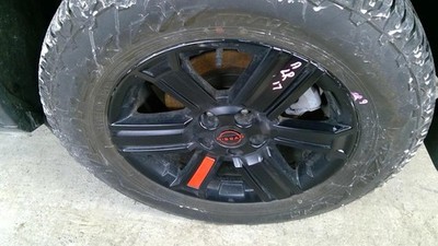 Used Wheel fits: 2025 Nissan Rogue 17x7-1/2 alloy 6 spoke Grade A
