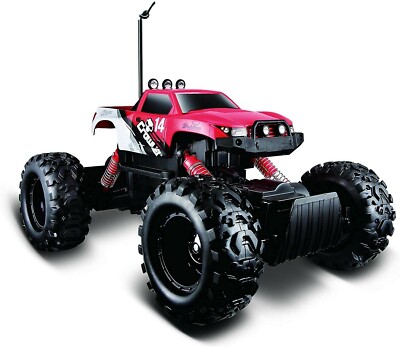 Maisto R/C Rock Crawler Radio Control Vehicle (Colors May Vary)