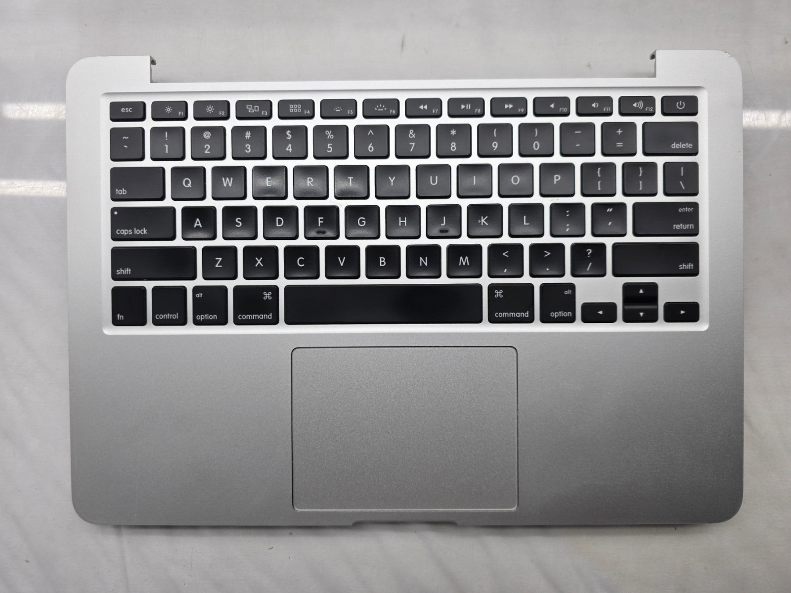 MACBOOK PRO 13" 2015 661-02361 A1502 TOP CASE KEYBOARD PALMR