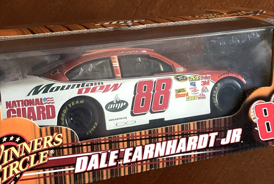 ✅🔥2008 Winners Circle Dale Earnhardt Jr. 88 Nascar 1:24 - Orange MT Dew Amp Car Foto 3 de 4
