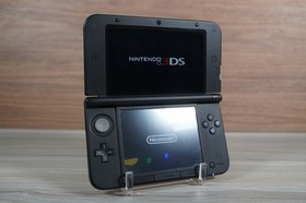 Nintendo 3DS XL Black/Black - Dead pixels top screen, otherwise working