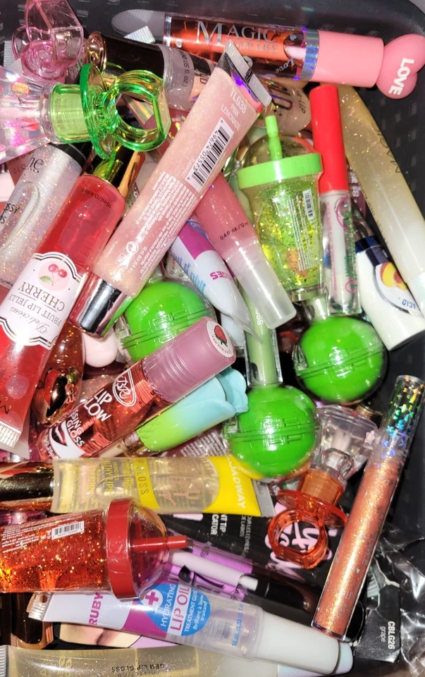 Ruby Kisses Broadway Vita-Lip gloss, Lipgloss bundles, Women lipgloss - Image 2 of 4