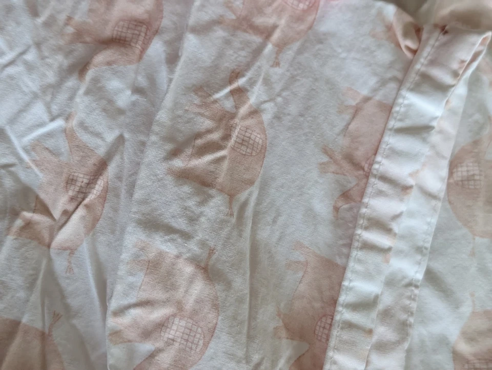 Pottery Barn Kids Girls Crib sheet fitted elephants - Image 3 of 4