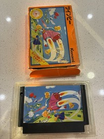 Twin bee Twinbee Nintendo Famicom Japan Box *US Seller* *Working*