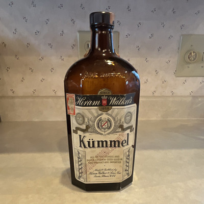 Hiram Walker & Sons Inc Kümmel Liquor Bottle Quart Brown Peoria Illinois USA