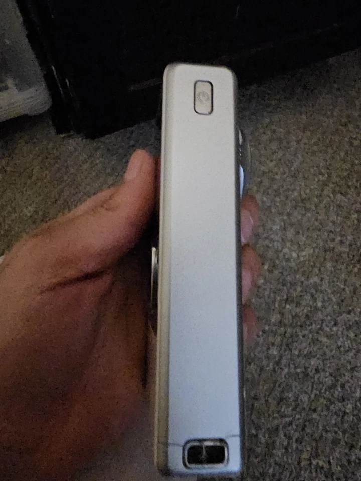 Камкордер Cisco Flip Ultra HD U260 белый как есть на запчасти или ремонт - Изображение 4 из 4