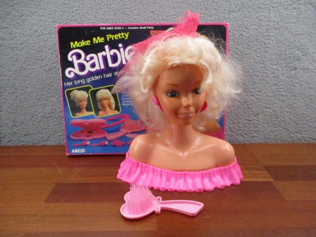 【コレクター必見！】バービー カラーカール スタイリングヘッド barbie Barbie Color, Cut & Style Stylin' Head - Walmart.com